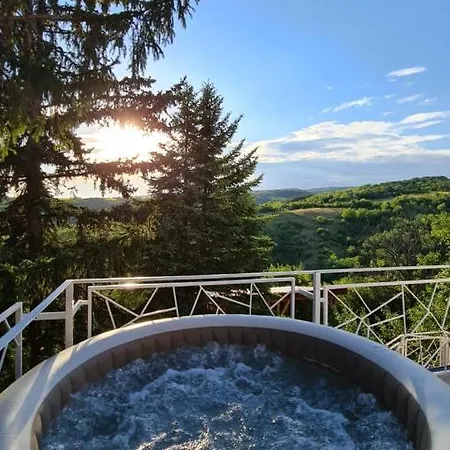 Lux Star-vila Za Odmor Дом отдыха *